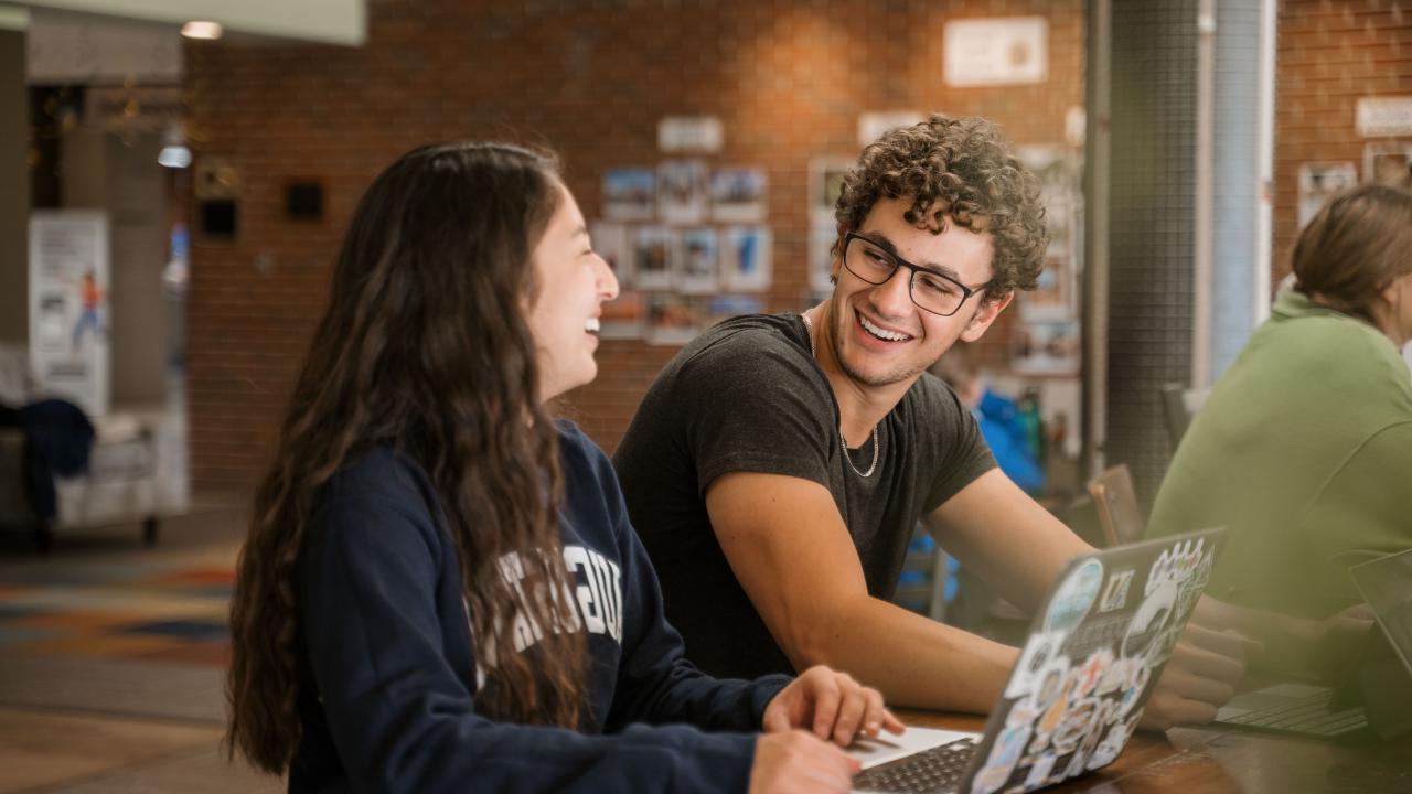 AU Students on Campus